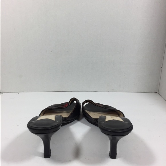 Bruno Magli Women’s Black Kitten Heel Shoe Size 9B - Picture 5 of 6